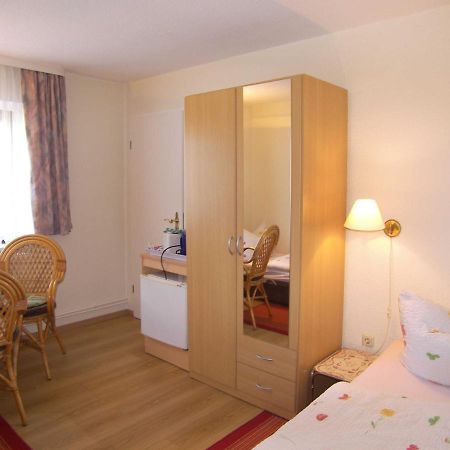 Ferienhaus Alice 10 Gehminuten Vom Strand Entfernt Heringsdorf (Usedom) Exterior foto
