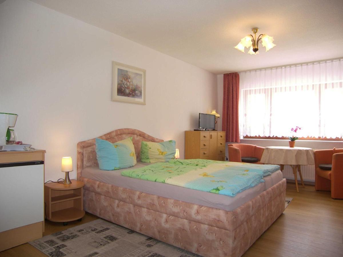 Ferienhaus Alice 10 Gehminuten Vom Strand Entfernt Heringsdorf (Usedom) Exterior foto